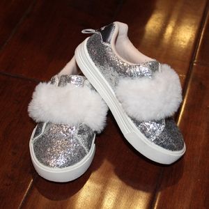 OshKosh B'gosh blanche